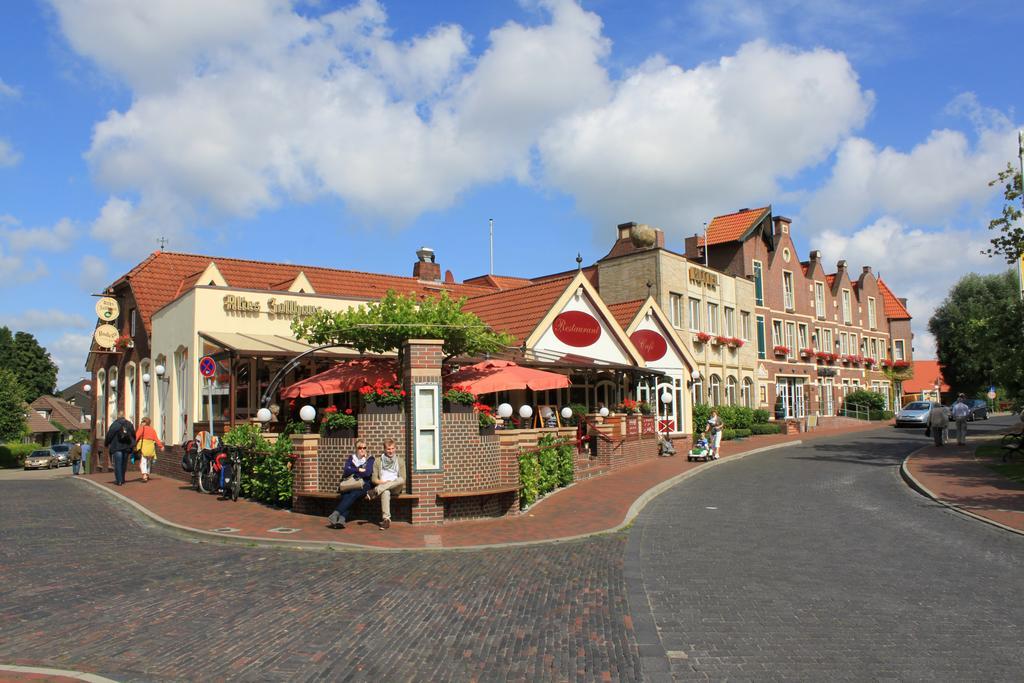 Hotel Altes Zollhaus Horumersiel Exterior photo